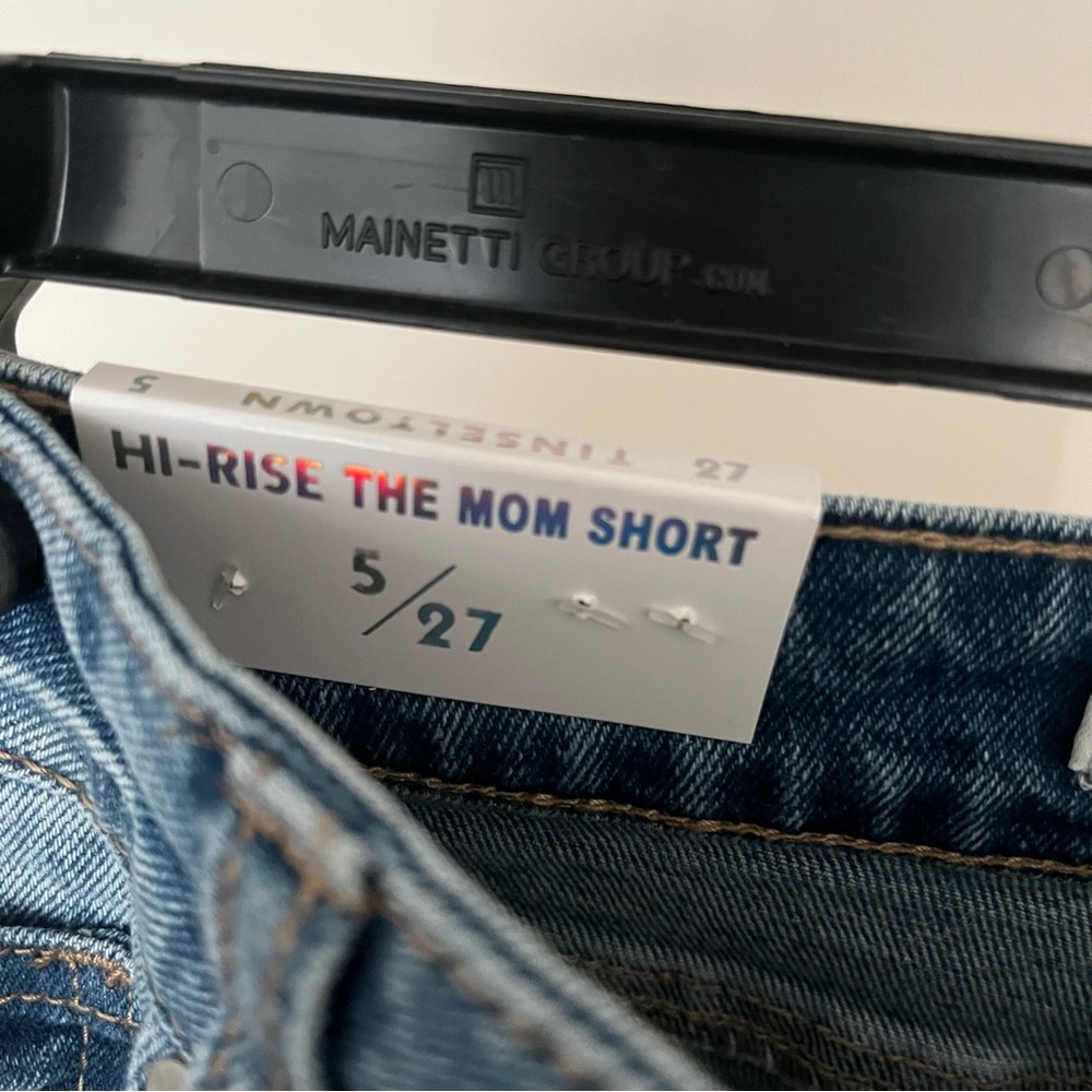 High Waisted Jean Shorts Size: 5/27 - Picture 4 of 4